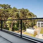 Forest & Waves - Luxury Seaside Retreat With Pool, 90m To The & Pro Workstations Appartamento