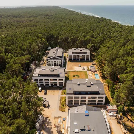 Forest & Waves - Luxury Seaside Retreat With Pool, 90m To The & Pro Workstations Appartamento