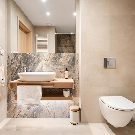 Διαμέρισμα Forest & Waves - Luxury Seaside Retreat With Pool, 90m To The & Pro Workstations