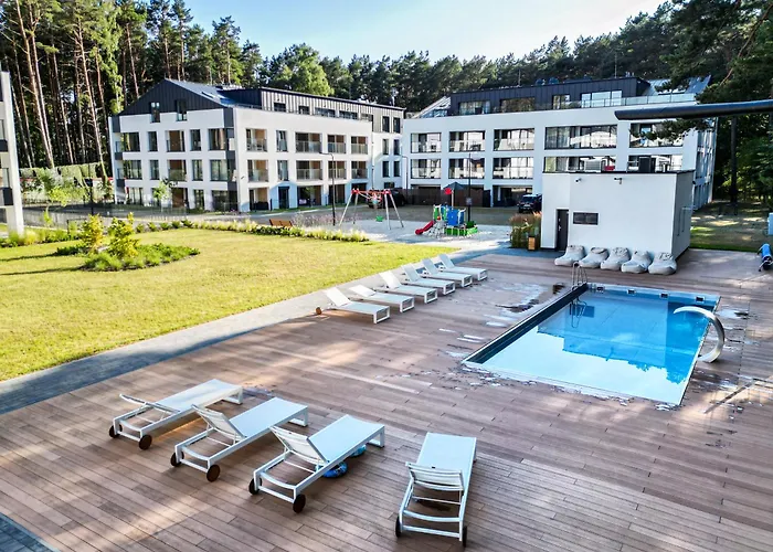 Apartamento Forest & Waves - Luxury Seaside Retreat With Pool, 90m To The & Pro Workstations Łukęcin